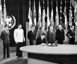 26 июня 1945 года подписан Устав Организации Объединенных Наций